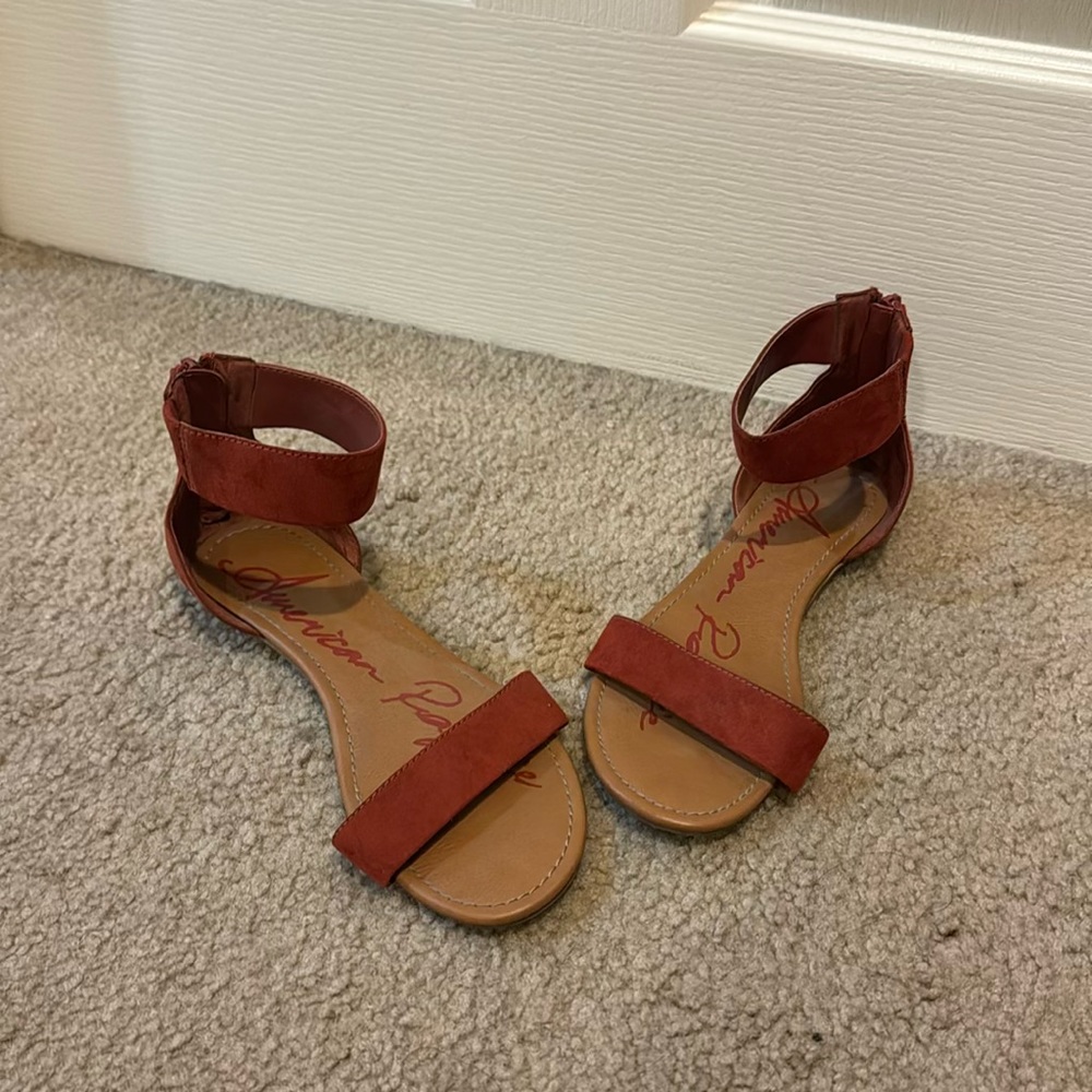 excellent used condition American Rag  orange/red suede sandals - Picture 2 of 6